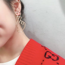 Load image into Gallery viewer, FINGER HEARTU EARRINGS💜 - BTS ARMY GIFT SHOP
